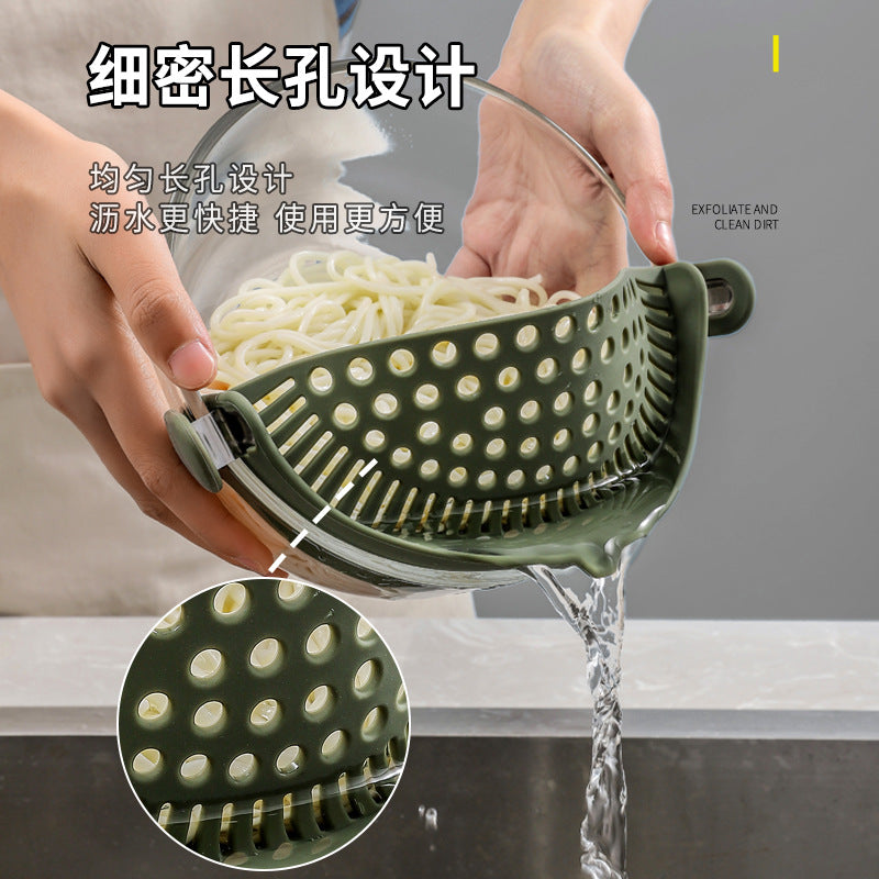 A silicone drain filter baffle