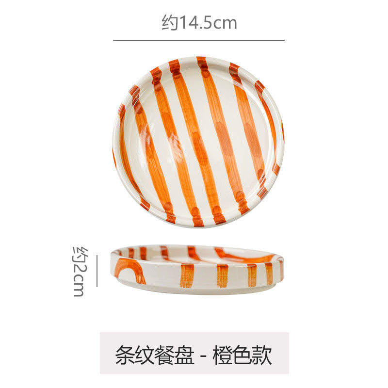 A ceramic disc stripes