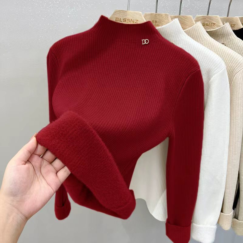 A Knitted sweater thermal top