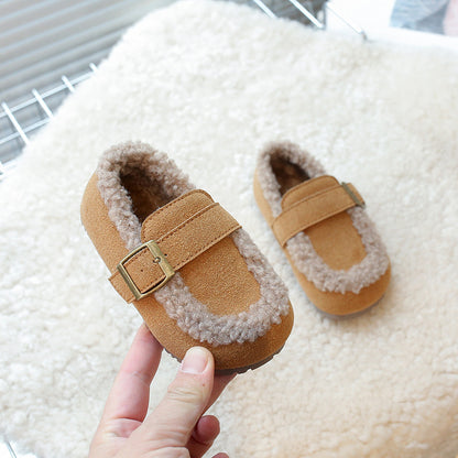 A Children's shoes flats