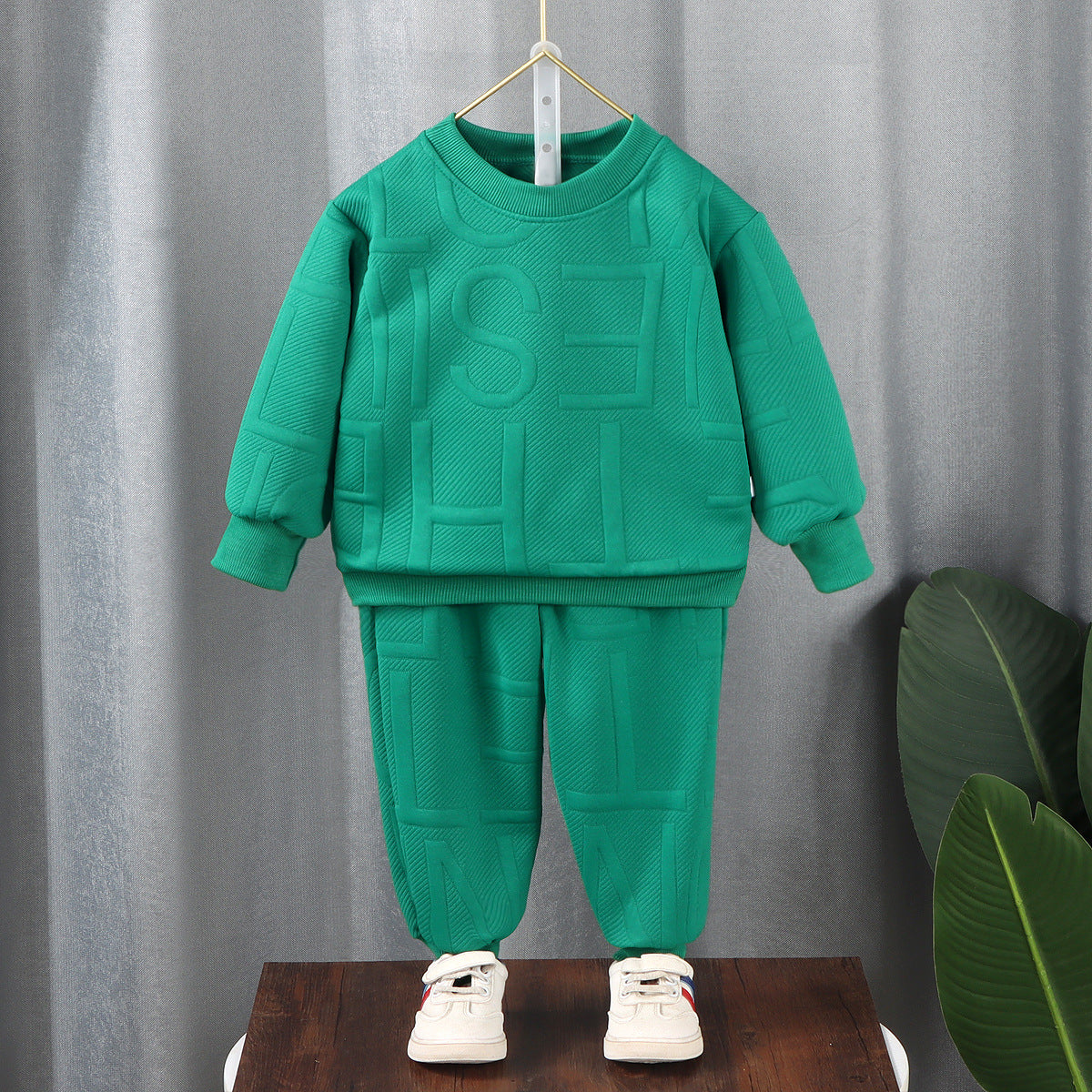 A Children's two-piece sweatshirt set