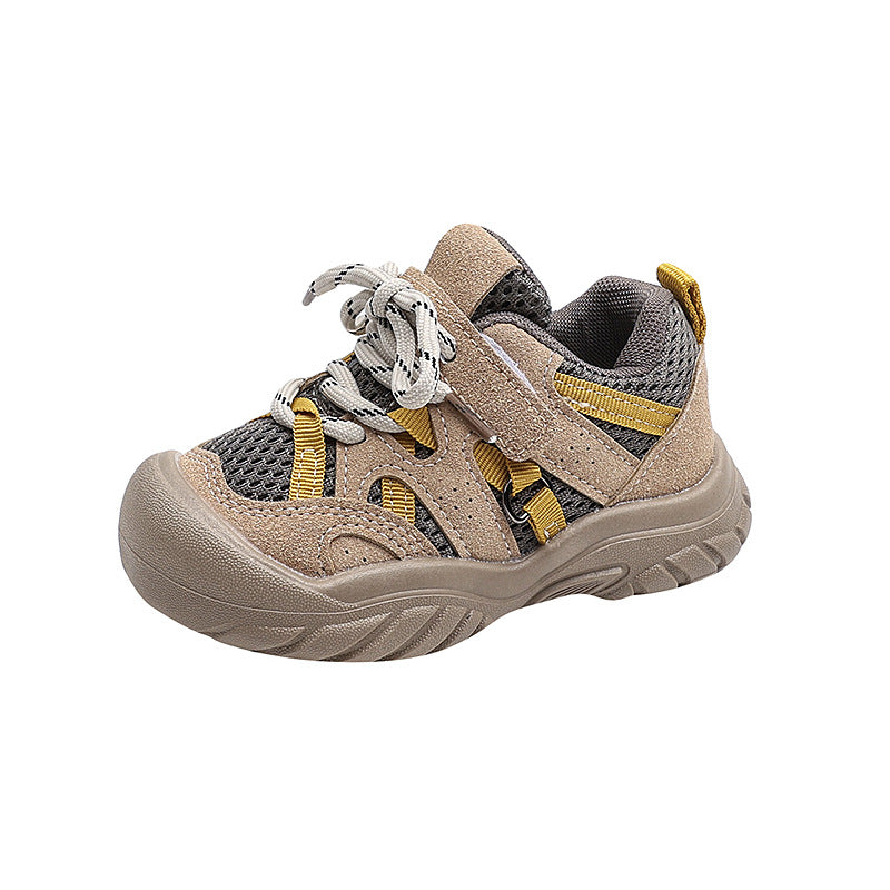 A new autumn classmates boys soft-soled comfortable sports and leisure shoes