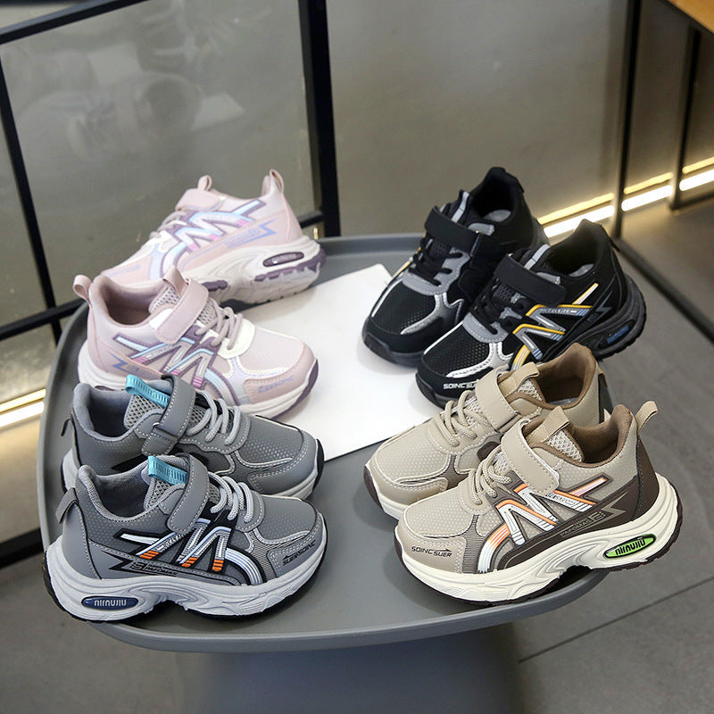 A children's sports shoes