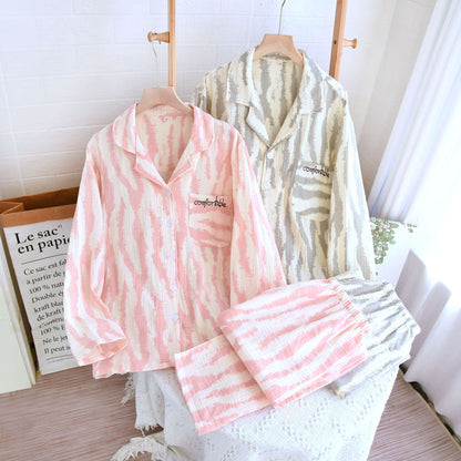 A cotton crepe simple loungewear
