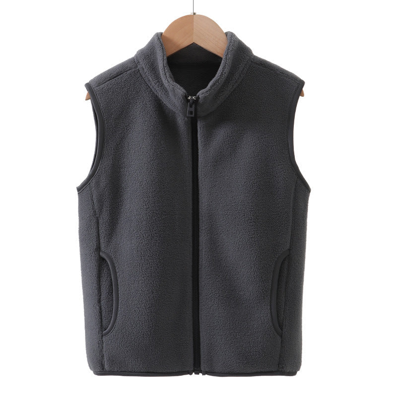 A Children's fleece warm vest