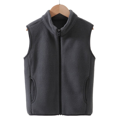 A Children's fleece warm vest