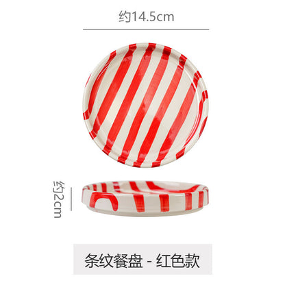 A ceramic disc stripes