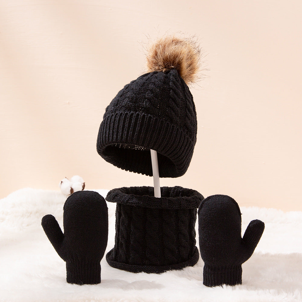 A new wool monochrome twist warm children's hat scarf gloves two or three-piece set