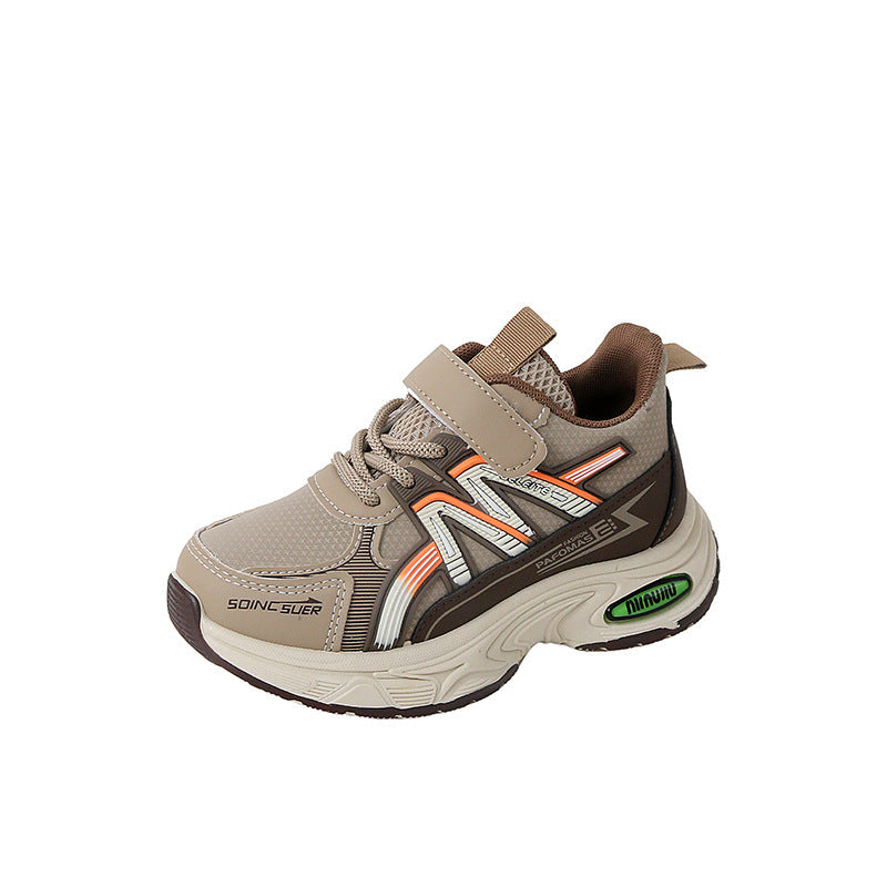 A children's sports shoes