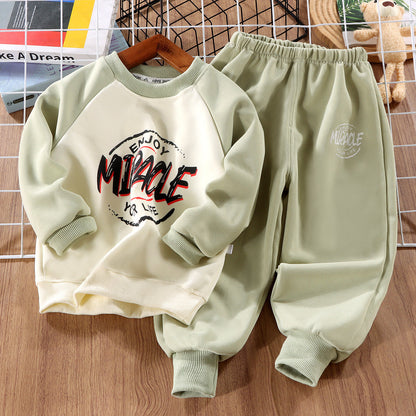 A Children's two-piece sports sweatshirt set
