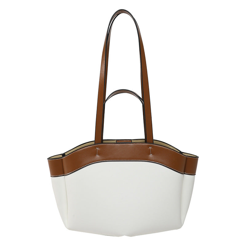 A large capacity shoulder bag