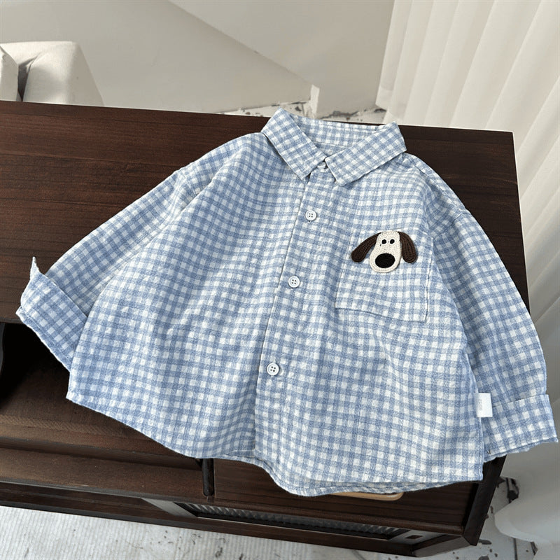 A two-piece set of children's shirts