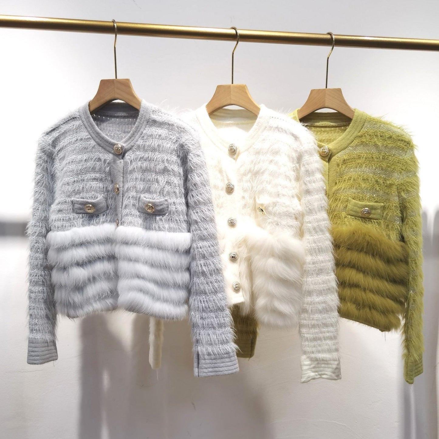 A fur collar shoulder top