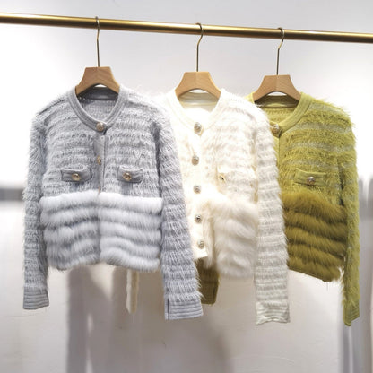 A fur collar shoulder top