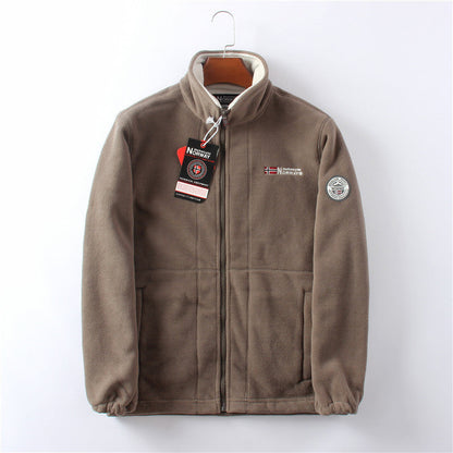 A Fleece and thickened double-sided fleece jacket for men, warm in autumn and winter, casual and loose large-size jacket.