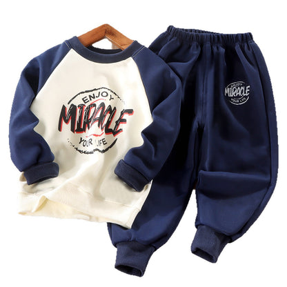 A Children's two-piece sports sweatshirt set