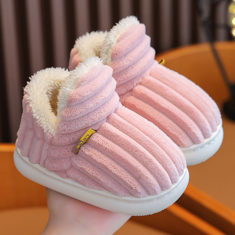 A children's thermal slippers