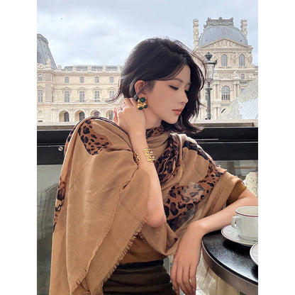 A-printed scarf shawl