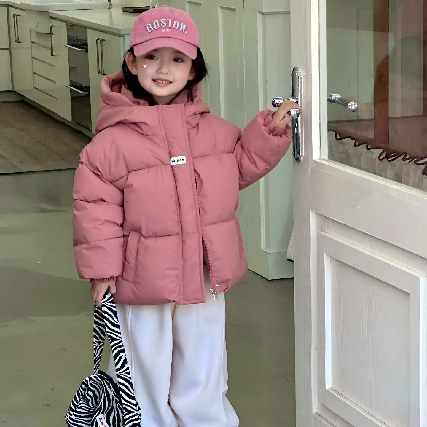 A Children's warm jacket