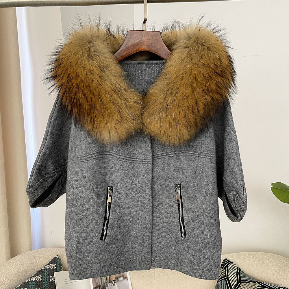 A autumn and winter new women's short knitted sweater real fox fur collar fashion bat sleeve cardigan jacket Korean version loose