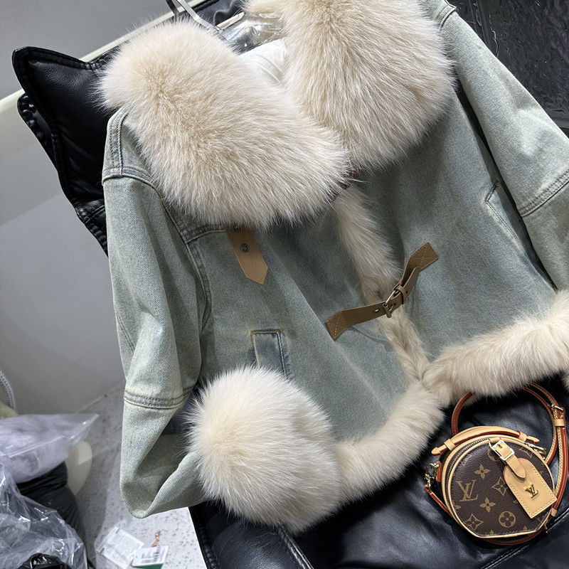 P fur neck denim jacket