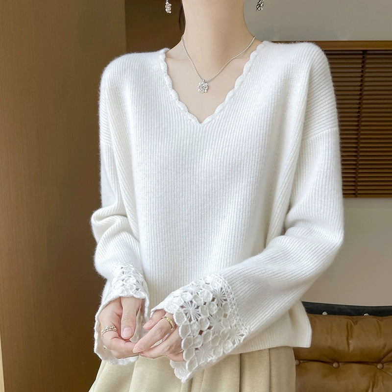 v Knitted Sweater