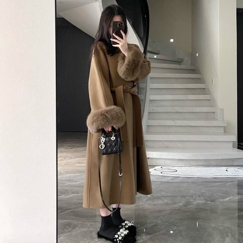 P long coat