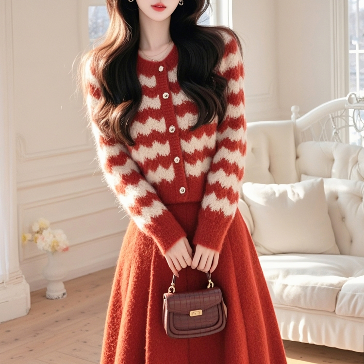P Knitted Sweater Set