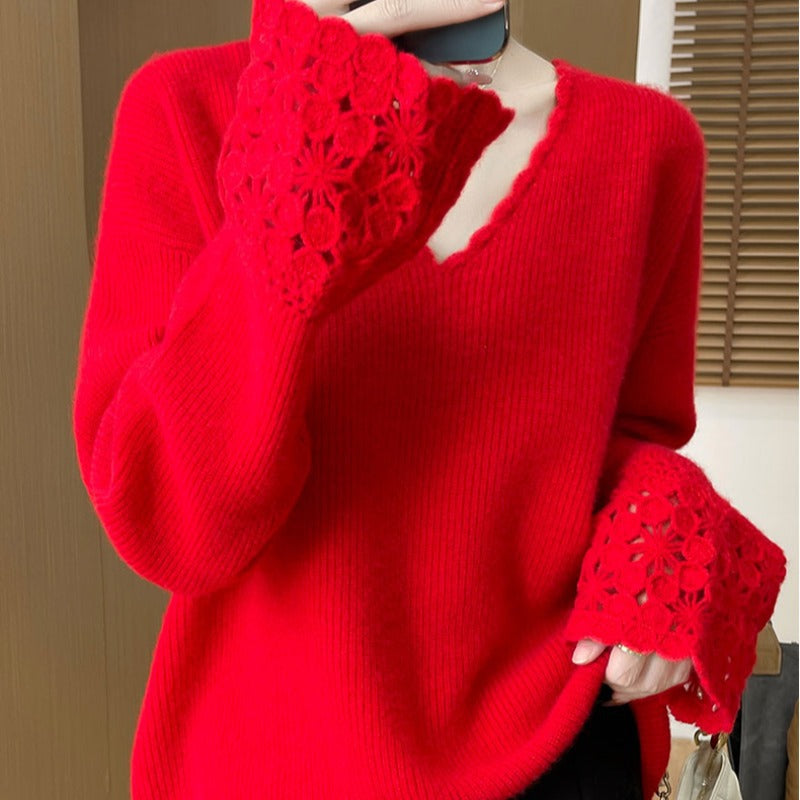 v Knitted Sweater