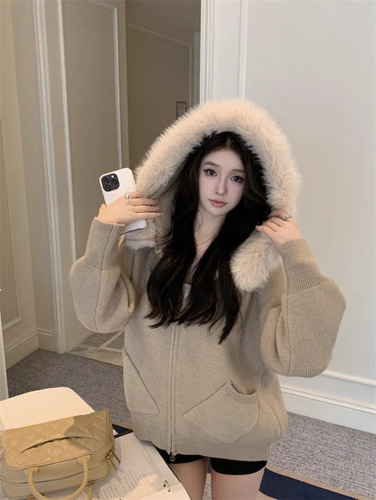 A khaki wool hooded sweater jacket for women's autumn