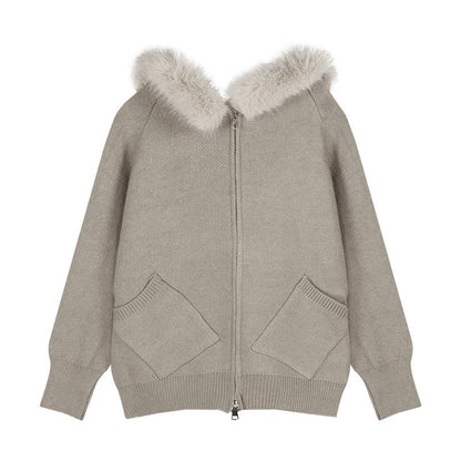 A khaki wool hooded sweater jacket for women's autumn