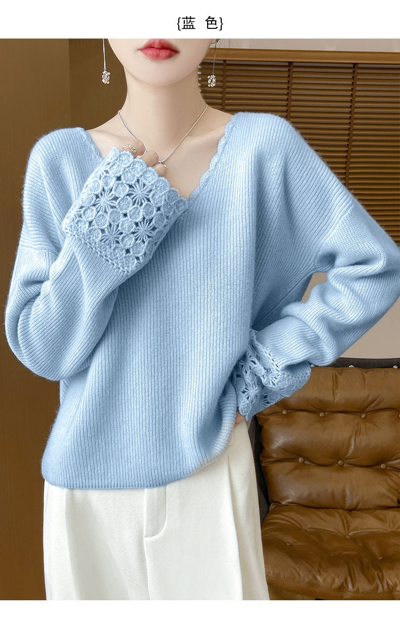 v Knitted Sweater