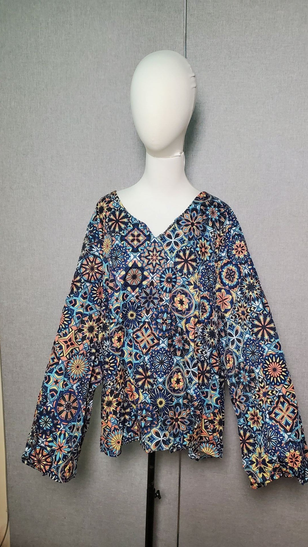 B3-M38   Summer new over size women's tops - Mixbatch